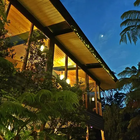 Volcano Inn Bed N Breakfast